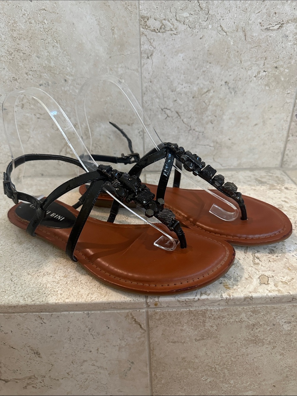 Gianni Bini 7 Black Jeweled T-Strap Women’s Sandals